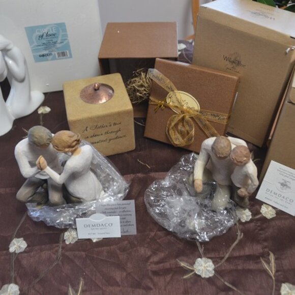 Figurines  Willow tree   Circle of Love   Comfort Love - Picture 2 of 7